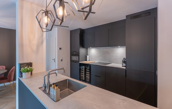 Medium property photo - Herman Bavinckstraat 288, 3063 RN Rotterdam